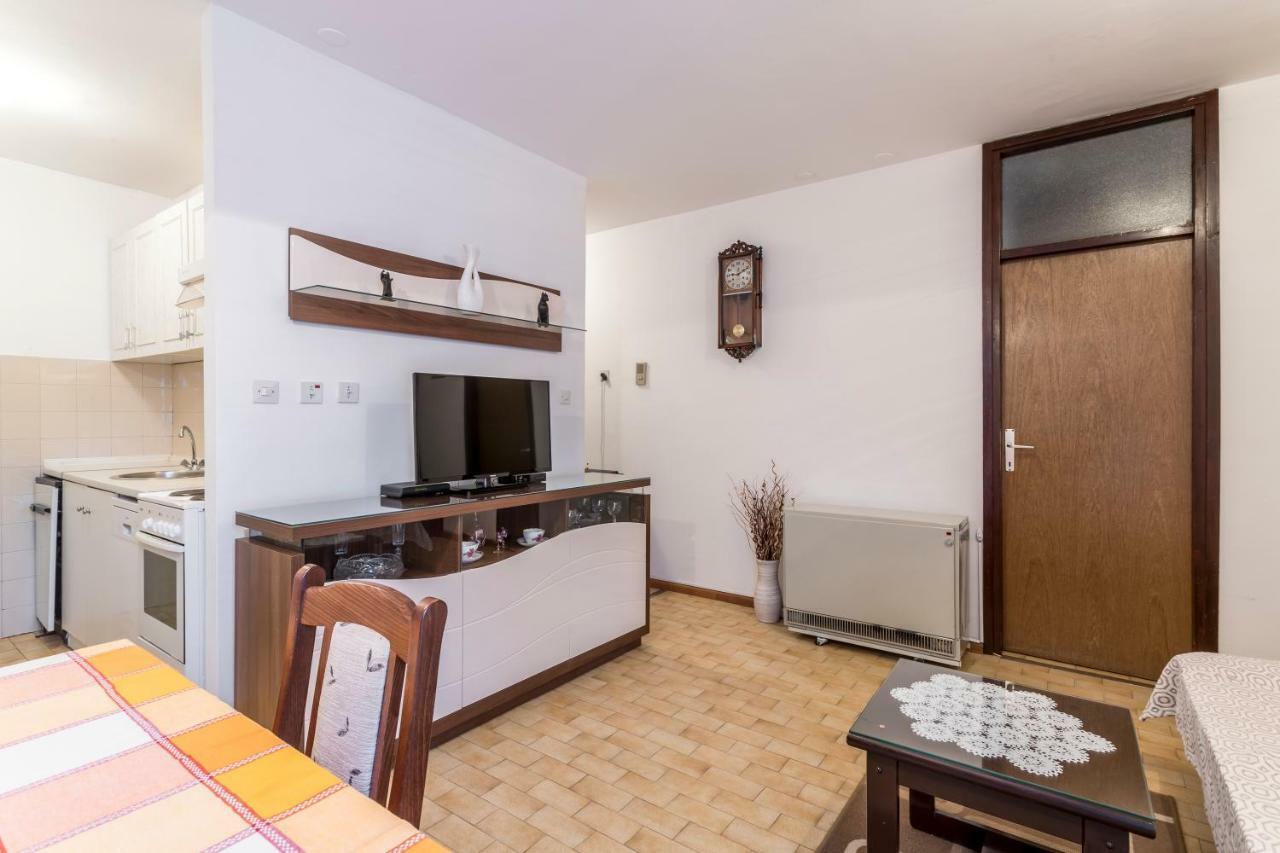 Apartment Kossi Split Exterior photo